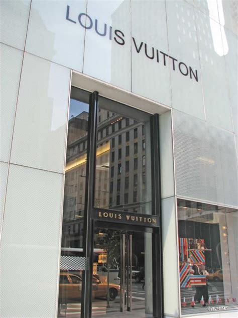 louis vuitton 5th avenue hours|louis vuitton manhattan.